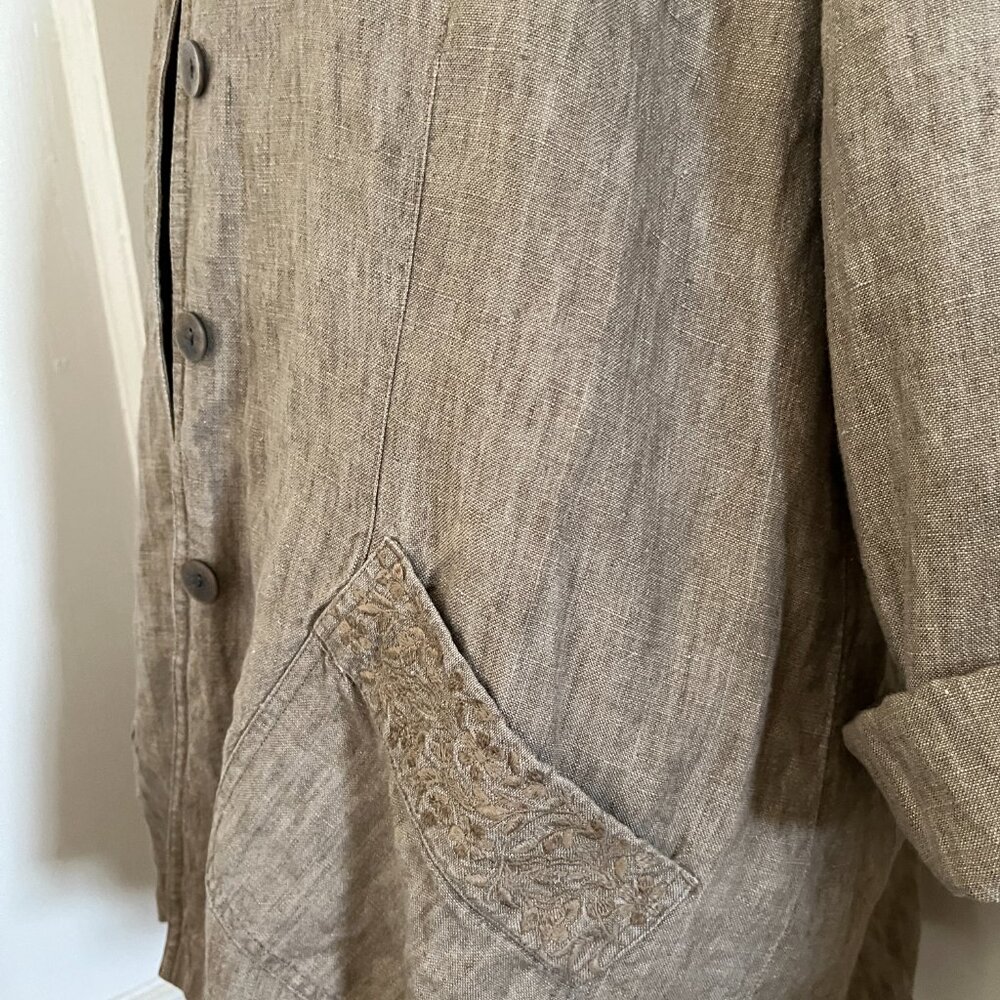 Linen Blazer - Picture 3 of 4